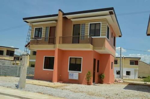 FOR SALE: House Rizal 1