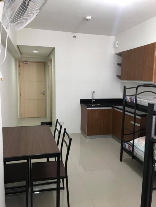 FOR SALE: Apartment / Condo / Townhouse Manila Metropolitan Area > Manila 2