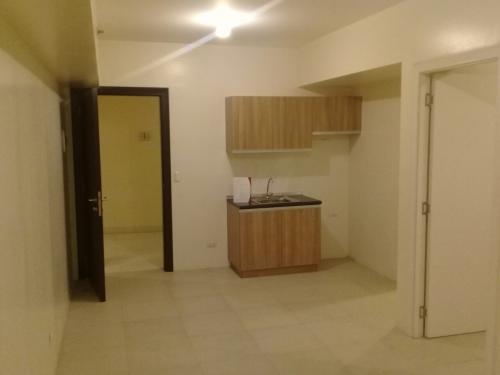 FOR SALE: Apartment / Condo / Townhouse Manila Metropolitan Area > Other areas 1
