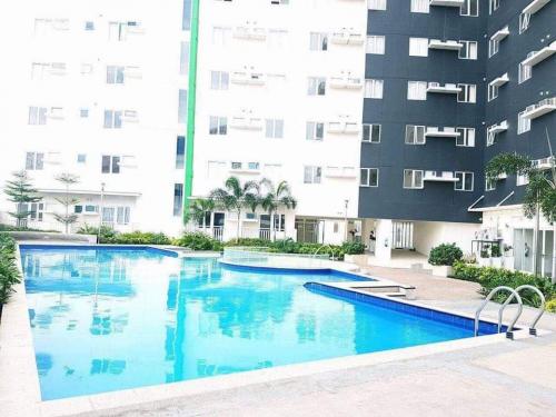 FOR SALE: Apartment / Condo / Townhouse Manila Metropolitan Area > Quezon