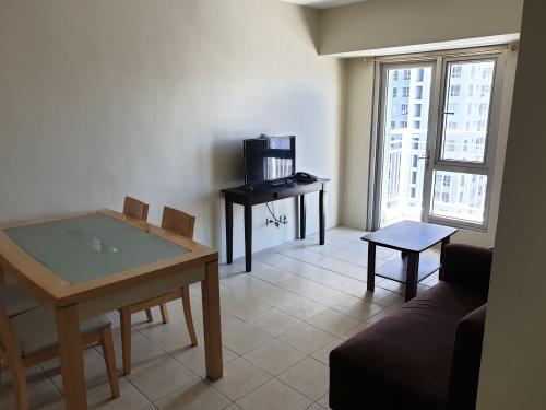 FOR SALE: Apartment / Condo / Townhouse Manila Metropolitan Area > Quezon 13