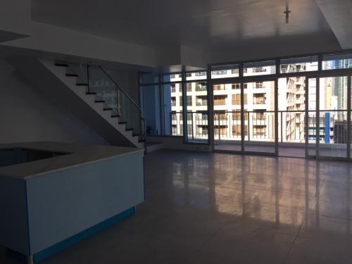 FOR SALE: Apartment / Condo / Townhouse Manila Metropolitan Area > Makati 1