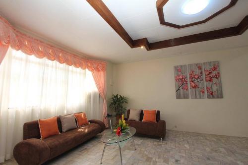 FOR SALE: House Cebu > Cebu City 9