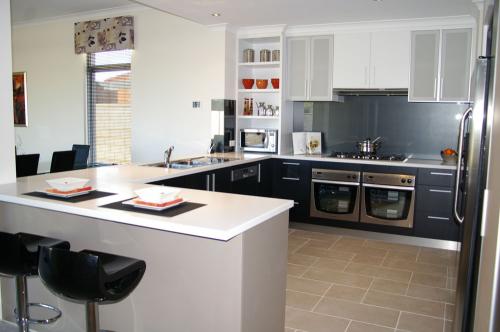 FOR SALE: House Manila Metropolitan Area > Makati