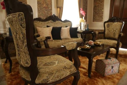 FOR SALE: House Cavite 1