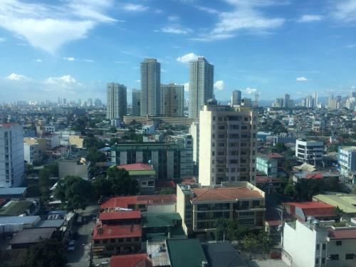 FOR SALE: Office / Commercial / Industrial Manila Metropolitan Area > Makati 9