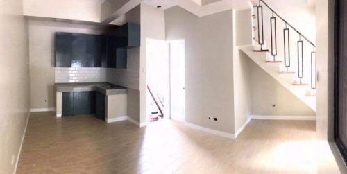 FOR SALE: Apartment / Condo / Townhouse Manila Metropolitan Area > Las Pinas 5