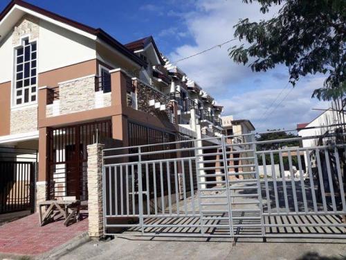 FOR SALE: Apartment / Condo / Townhouse Manila Metropolitan Area > Paranaque