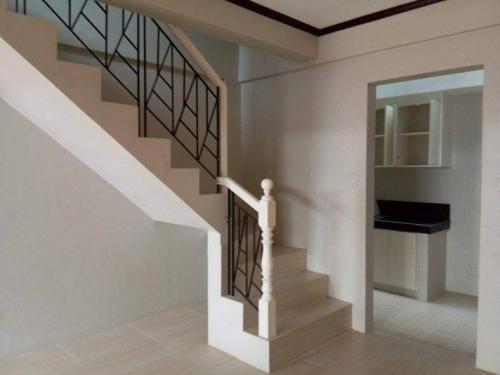 FOR SALE: Apartment / Condo / Townhouse Manila Metropolitan Area > Paranaque 4