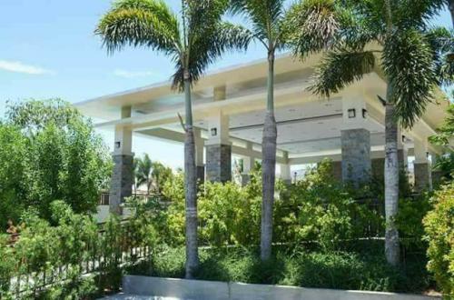 FOR SALE: Apartment / Condo / Townhouse Manila Metropolitan Area > Las Pinas 1