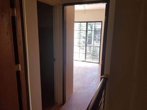 FOR SALE: Apartment / Condo / Townhouse Manila Metropolitan Area > Las Pinas 4