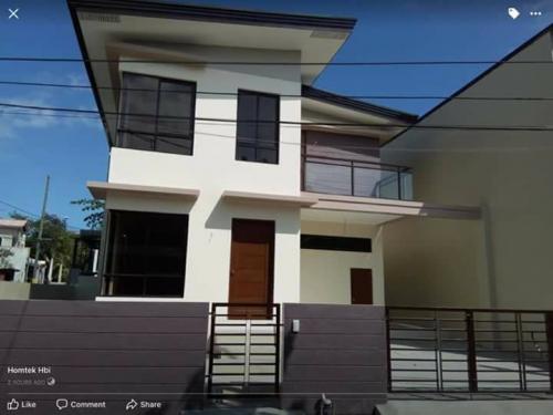 FOR SALE: House Manila Metropolitan Area > Las Pinas