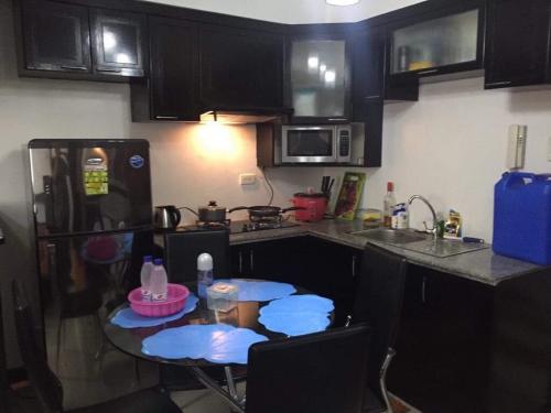 FOR SALE: Apartment / Condo / Townhouse Manila Metropolitan Area > Paranaque 6