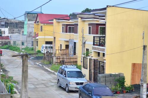 FOR SALE: House Rizal