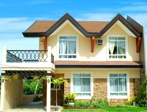 FOR RENT / LEASE: House Cavite