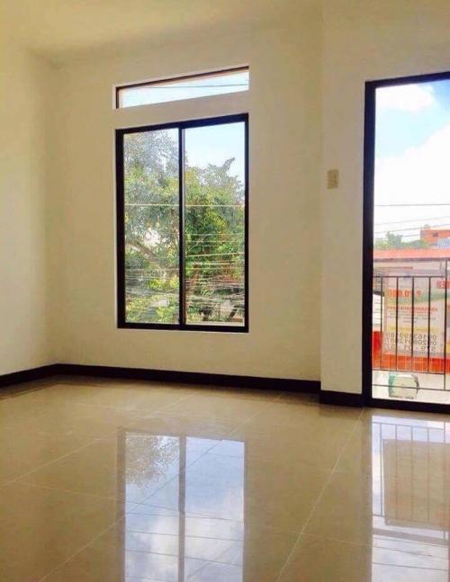 FOR SALE: Apartment / Condo / Townhouse Manila Metropolitan Area > Las Pinas 6