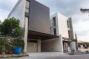 FOR SALE: House Manila Metropolitan Area > Paranaque