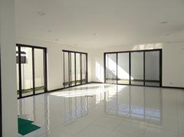 FOR SALE: Apartment / Condo / Townhouse Manila Metropolitan Area > Paranaque 1