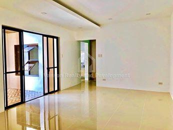 FOR SALE: House Manila Metropolitan Area > Paranaque 2
