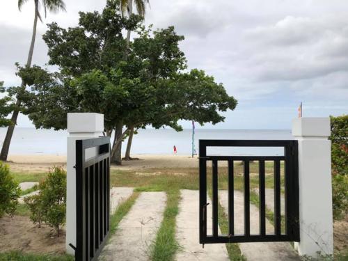 FOR SALE: Beach / Resort Manila Metropolitan Area > Manila