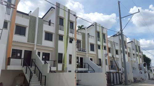 FOR SALE: Apartment / Condo / Townhouse Manila Metropolitan Area > Marikina