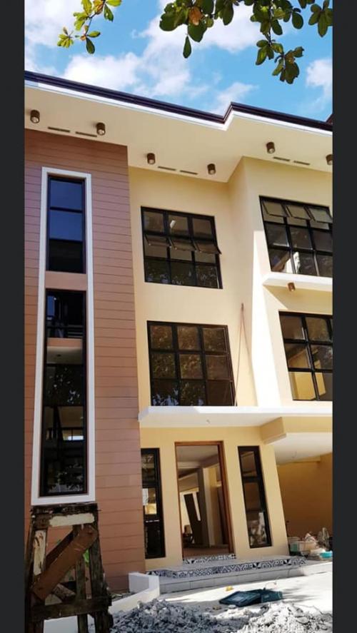 FOR SALE: House Manila Metropolitan Area > Marikina