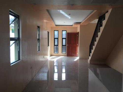 FOR SALE: House Manila Metropolitan Area > Marikina 11