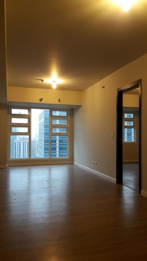 FOR SALE: Apartment / Condo / Townhouse Manila Metropolitan Area > Makati 1