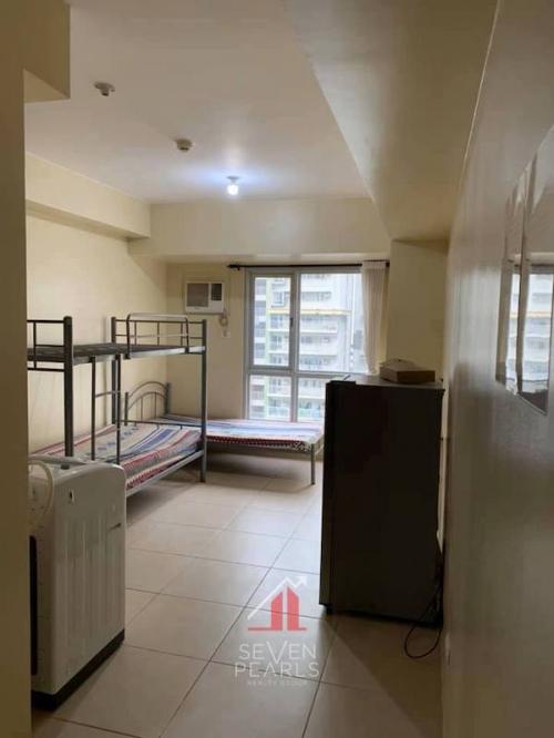 FOR SALE: Apartment / Condo / Townhouse Manila Metropolitan Area > Makati 2