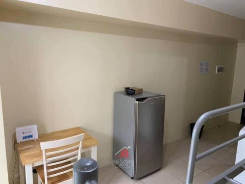 FOR SALE: Apartment / Condo / Townhouse Manila Metropolitan Area > Makati 4