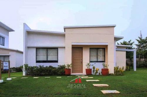 FOR SALE: House Cavite 1