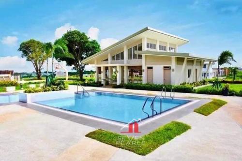 FOR SALE: House Cavite