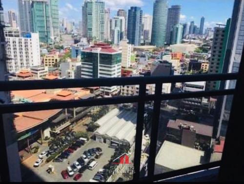 FOR SALE: Apartment / Condo / Townhouse Manila Metropolitan Area > Makati 1