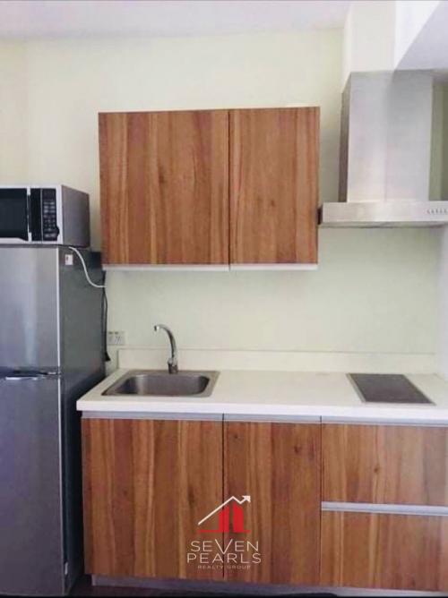 FOR SALE: Apartment / Condo / Townhouse Manila Metropolitan Area > Makati 5