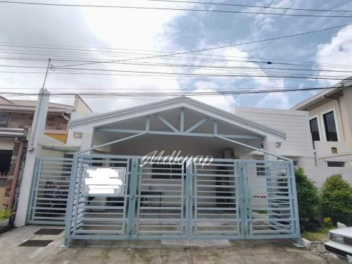 FOR SALE: House Pampanga > San Fernando