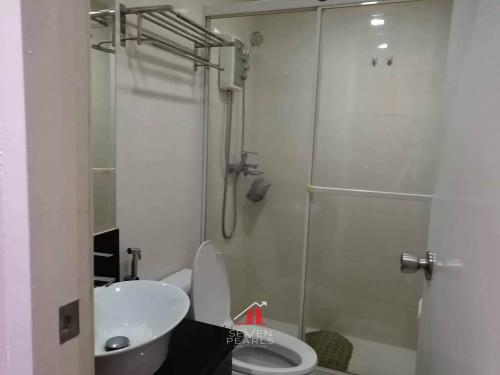 FOR SALE: Apartment / Condo / Townhouse Manila Metropolitan Area > Makati 2