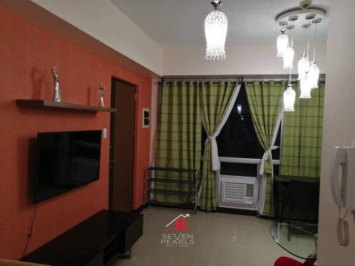 FOR SALE: Apartment / Condo / Townhouse Manila Metropolitan Area > Makati 10