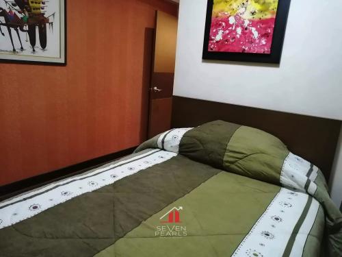 FOR SALE: Apartment / Condo / Townhouse Manila Metropolitan Area > Makati 12