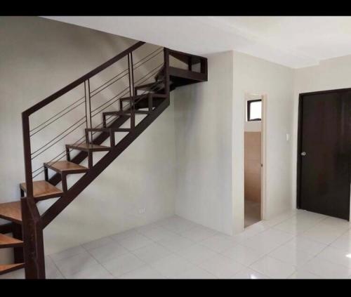 FOR RENT / LEASE: Apartment / Condo / Townhouse Cavite > Dasmarinas 1