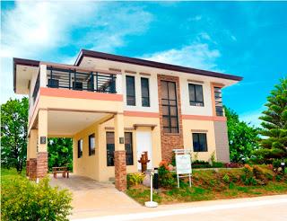 FOR SALE: House Laguna