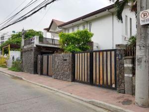 FOR SALE: House Manila Metropolitan Area > Marikina