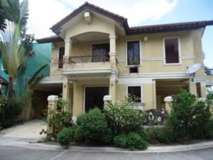 FOR SALE: House Manila Metropolitan Area > Quezon