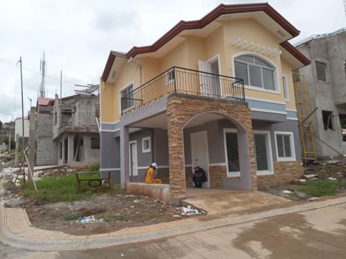 FOR SALE: Apartment / Condo / Townhouse Rizal > Antipolo 6