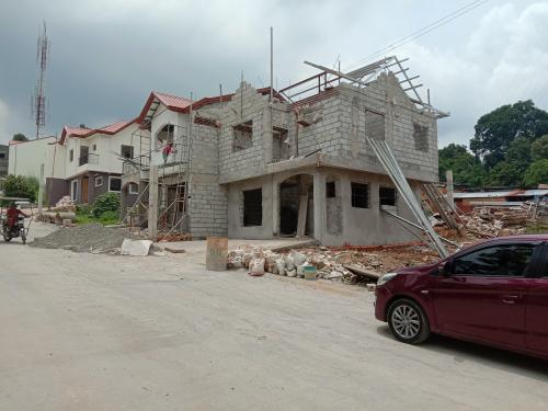 FOR SALE: Apartment / Condo / Townhouse Rizal > Antipolo 8