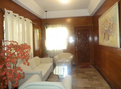 FOR RENT / LEASE: House Manila Metropolitan Area > Paranaque 1