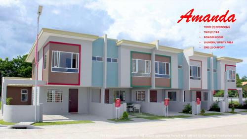 FOR SALE: Apartment / Condo / Townhouse Cavite > Imus