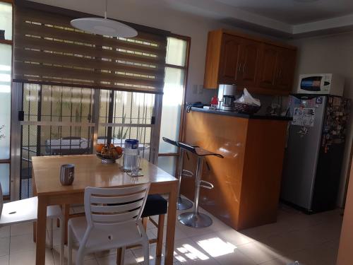 FOR SALE: Apartment / Condo / Townhouse Manila Metropolitan Area > Paranaque 2