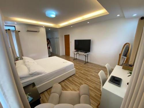 FOR SALE: House Manila Metropolitan Area > Paranaque 2