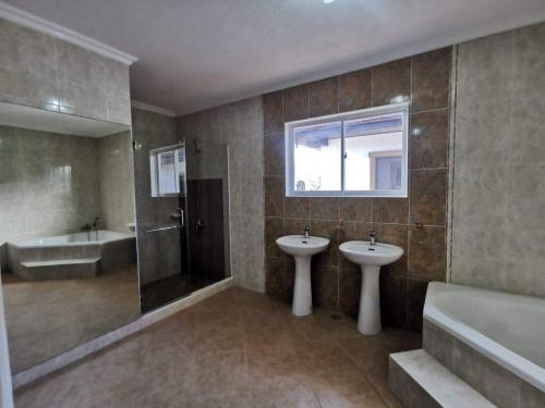 FOR SALE: House Manila Metropolitan Area > Paranaque 3