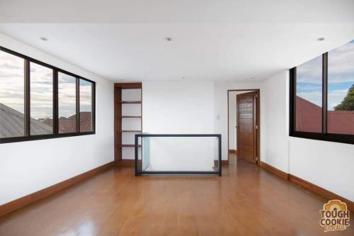 FOR SALE: House Manila Metropolitan Area > Paranaque 2